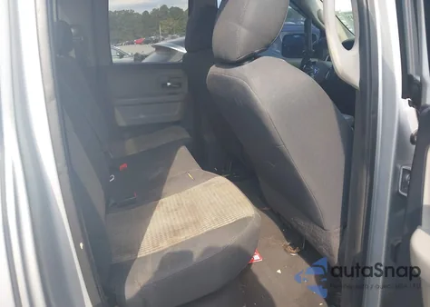 2010 Dodge Ram 1500 Slt/Sport/Trx z USA, uszkodzony, nr VIN 1D7RB1GP4AS104870